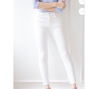 Goodnight Macaroon White Skinny Jeans. Never worn